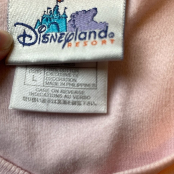 Disney Resort wear women’s v neck light pink long sleeve pullover with logo LG - Picture 7 of 7